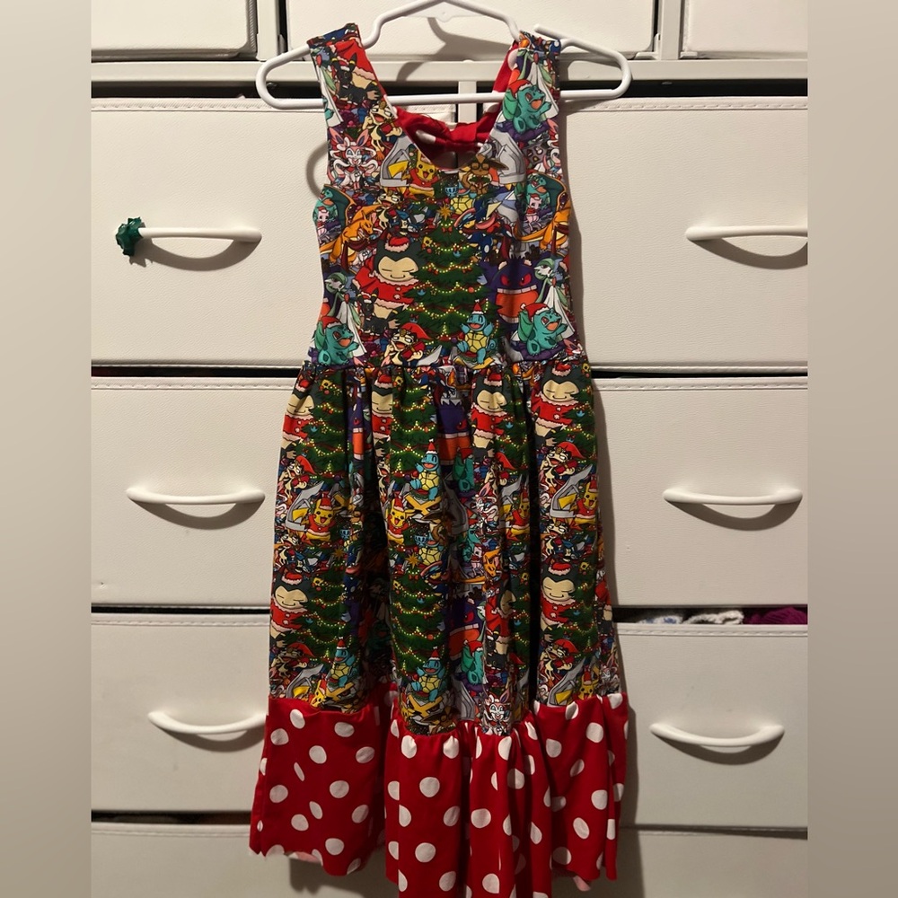 Holiday Pokémon girl dress